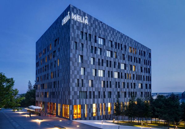 Meliá obtiene beneficios de 60,4 millones de euros en el primer semestre de 2017