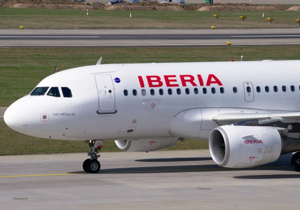 Iberia habilita un nuevo vuelo Santander-Madrid a primera hora de la mañana