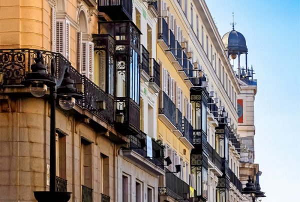 Los hoteles incrementan un 8% sus precios y casi un 9% sus ingresos por habitación en 2017