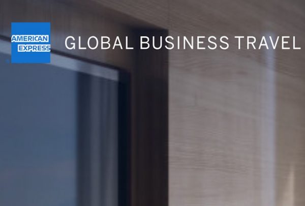 Resumen informativo desde American Express Global Business Travel sobre protocolos de seguridad relacionados con COVID-19