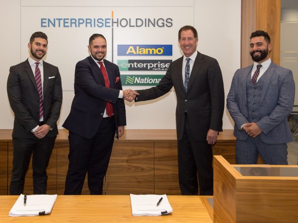 Enterprise se asocia con Premier Group para impulsar el crecimiento del alquiler de coches en Egipto