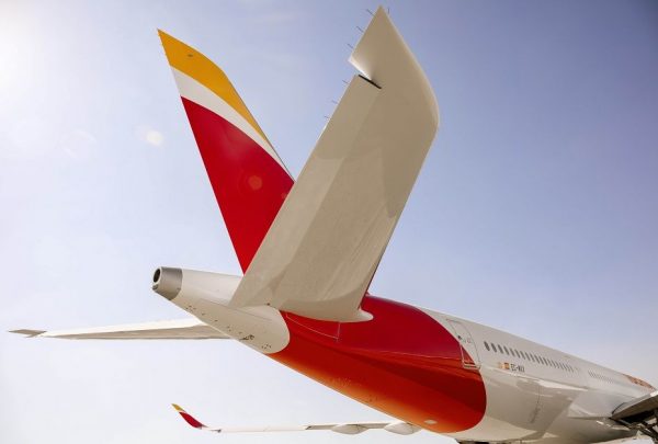 Iberia refuerza su flota de largo radio con más Airbus A350-900