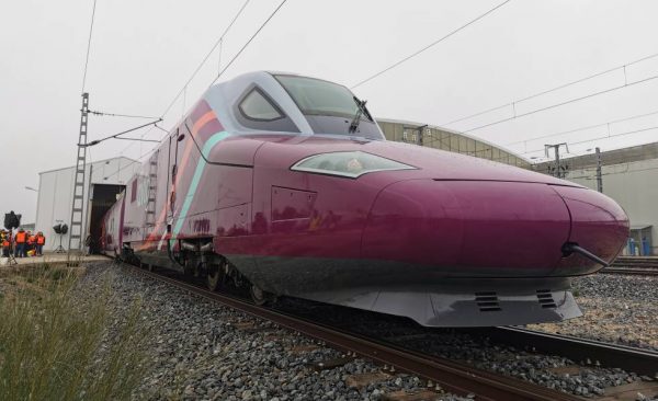 Renfe pondrá a la venta los billetes del AVLO el próximo lunes «a unos precios imbatibles»