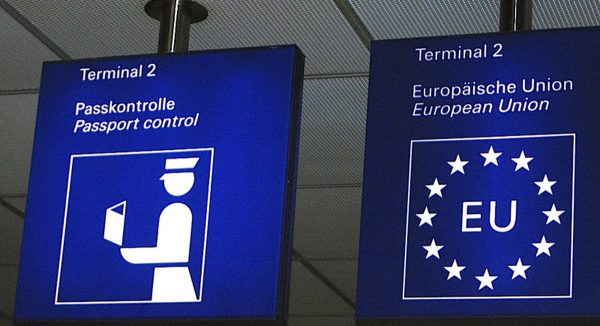 Aeropuertos y aerolíneas critican la descoordinación de los países de la UE en su reapertura de fronteras