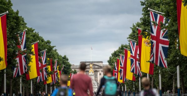 España busca coordinar la reapertura turística con el Reino Unido