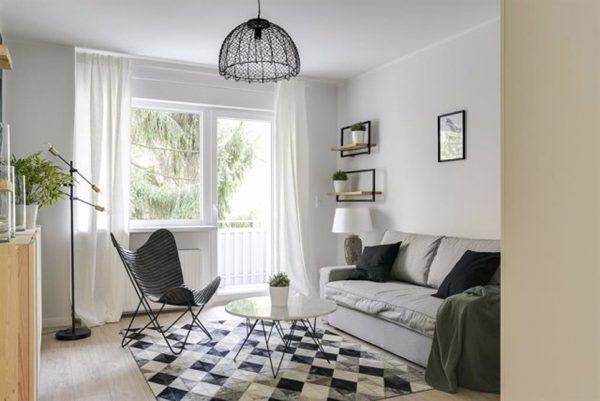 La demanda de alquiler de alojamientos para viajeros de negocios creció en abril un 26% en Madrid y un 46% en Barcelona