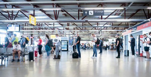 IATA exige acelerar los procesos de digitalización de pruebas y certificados