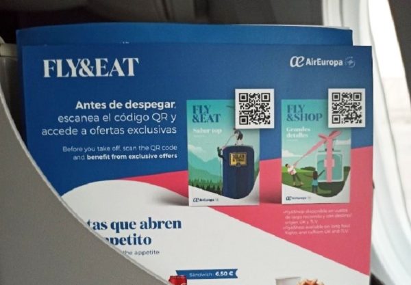 Air Europa protege y refuerza sus nuevos catálogos de comida a bordo