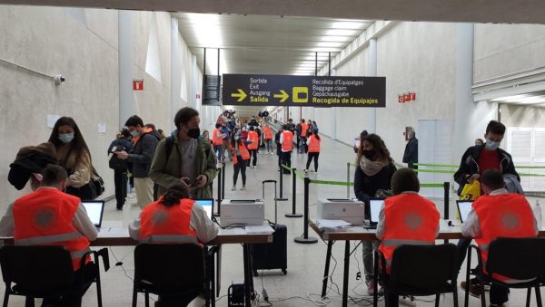 Los viajeros nacionales con certificado COVID no tendrán que rellenar el formulario en Baleares