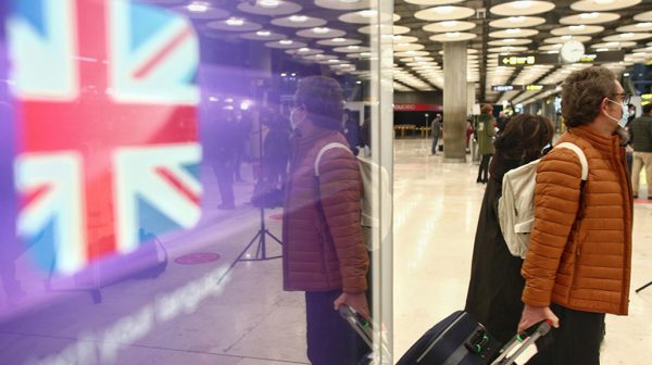 Los españoles necesitarán pasaporte para viajar al Reino Unido desde el 1 de octubre