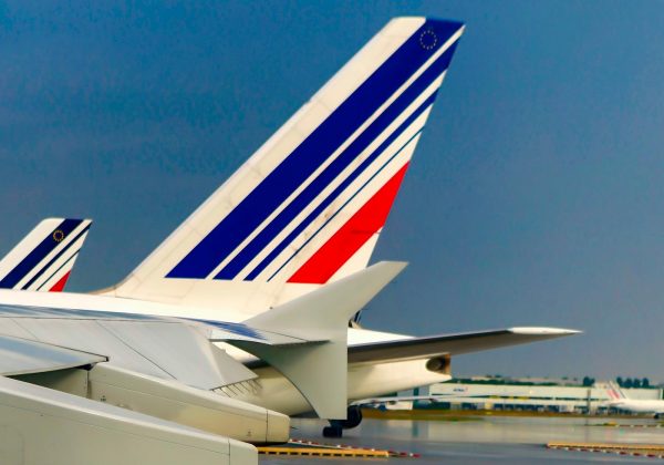 Bruselas investigará la eliminación de los vuelos domésticos en Francia