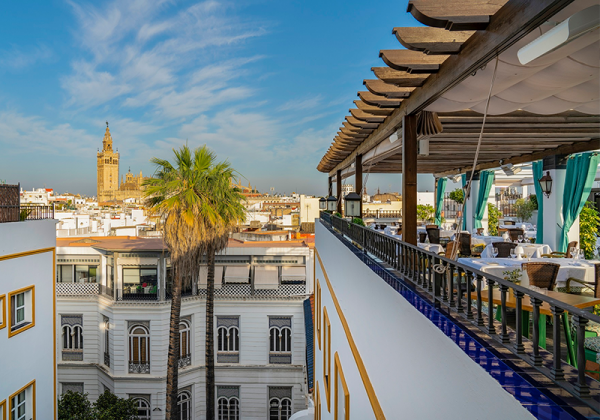 Sevilla se viste de feria y Vincci La Rábida 4* invita a vivir toda la esencia de la gran fiesta sevillana Este
