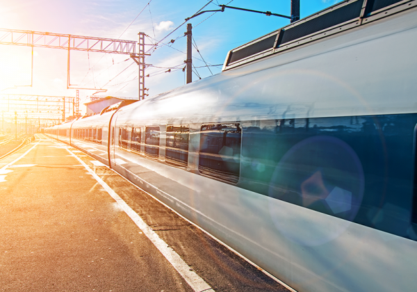 Renfe celebra los 30 años del AVE con una promoción de 100.000 billetes a 15 euros