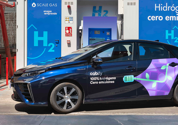 Cabify apuesta por Toyota Mirai para la primera flota VTC propulsada por hidrógeno en España