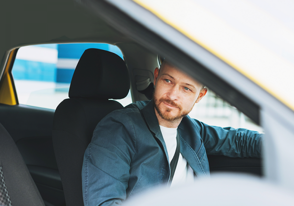 Las solicitudes de trayectos con destino al aeropuerto en España se multiplican por cuatro