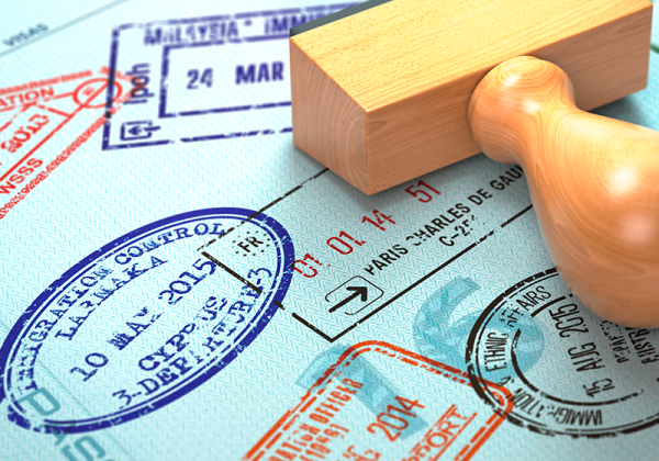 La UE restringe los visados para ciudadanos rusos