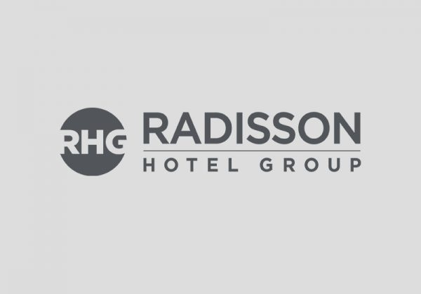 Experiencias Inmersivas y Localización: La Nueva Era de Transformación Digital de Radisson Hotel Group