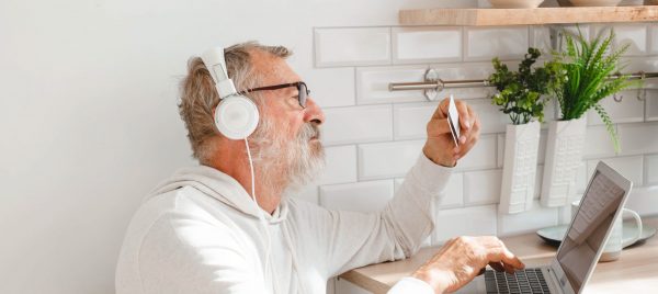 Así se distribuye el gasto en viajes de los españoles