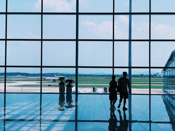 Reducir costes y mejorar los aeropuertos, prioridades para fortalecer la aviación europea