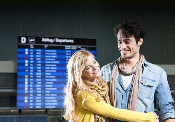 La programación de vuelos internacionales a España en diciembre roza niveles prepandemia