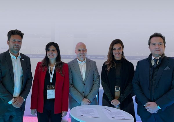 Firma del convenio marco de colaboración instuticuional entre AEGVE y AOCA