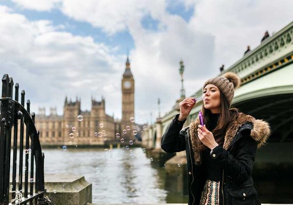 Viajar al Reino Unido requerirá permiso electrónico a partir de 2024