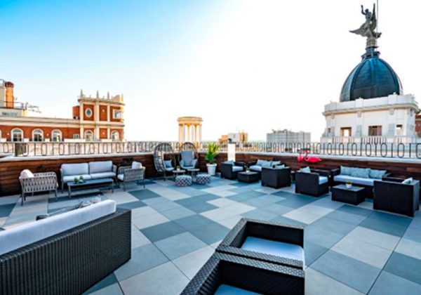 La terraza de Vincci Vía 66 4* celebra San Isidro con un taller de chotis en el cielo de Madrid