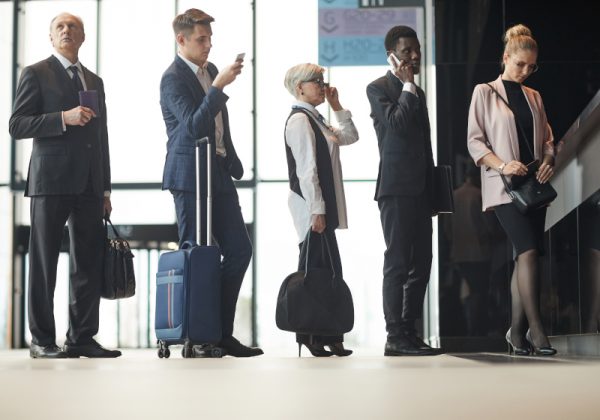 La mitad de los viajeros de negocio encuestados creen que no tienen las mismas oportunidades a la hora de viajar