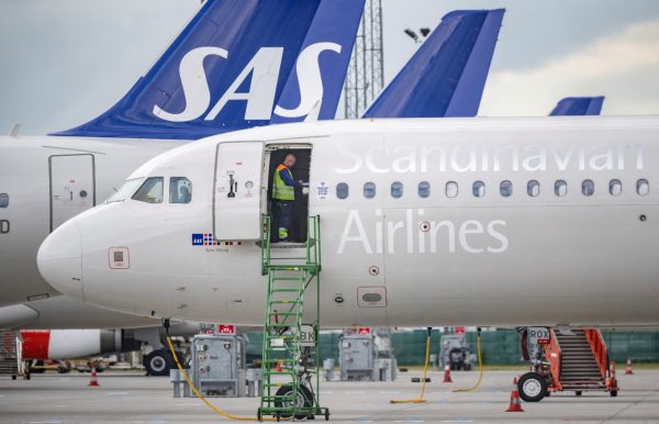 Air France-KLM, dos fondos y el Estado danés adquieren la aerolínea SAS
