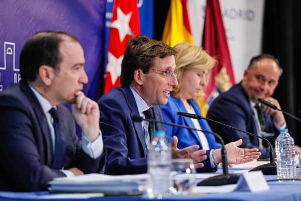 Madrid congela las licencias y aumenta las sanciones del alquiler turístico