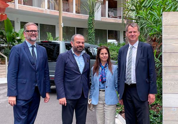 Meliá se reafirma en su compromiso de impulsar con la Embajada Británica un turismo de calidad en Magaluf