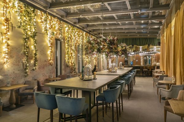 NOMAD Food&Bar eleva la experiencia culinaria con su nueva programación de espectáculos en vivo