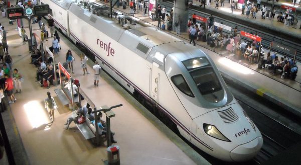 Renfe bate un nuevo récord en la Alta Velocidad: 118.000 viajeros en un día
