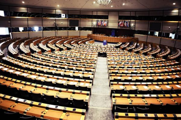 Bruselas ya investiga el Real Decreto 933/2021 del registro de viajeros