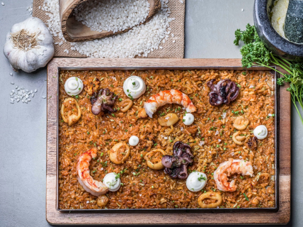 Vincci Hoteles celebra el Día Mundial del Reciclaje con “Arroz Circular”, su nueva propuesta gastronómica elaborada a partir de cápsulas de café recicladas