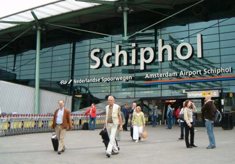 El aeropuerto de Ámsterdam propone frenar la subida de tasas a las aerolíneas en 2026
