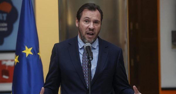 Puente anuncia un plan para unir Madrid y Barcelona en tren en menos de dos horas