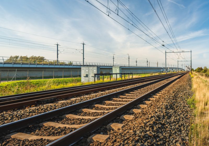 Adif eleva a 230 km/h la velocidad entre Madrid-Barcelona tras la reparación de la rotura de la vía
